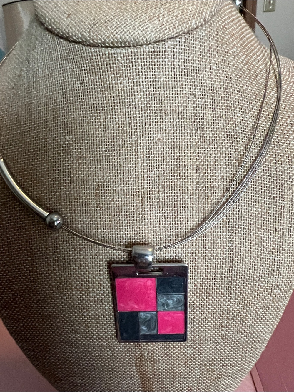 NY Collection Pink and Black Checker Square Pendant Necklace